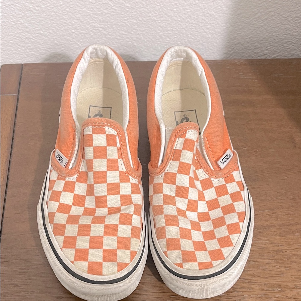 Vans - Slip on Checkered 🧡 ~ kids size 2